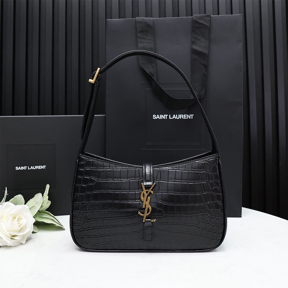 LE 5 A 7 HOBO BAG