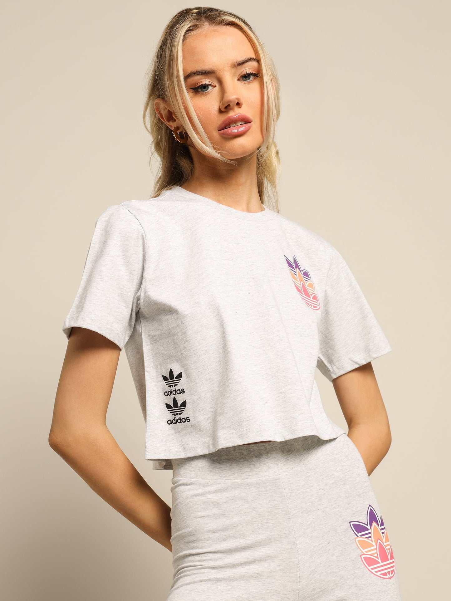 Graphics Logo Play T-Shirt