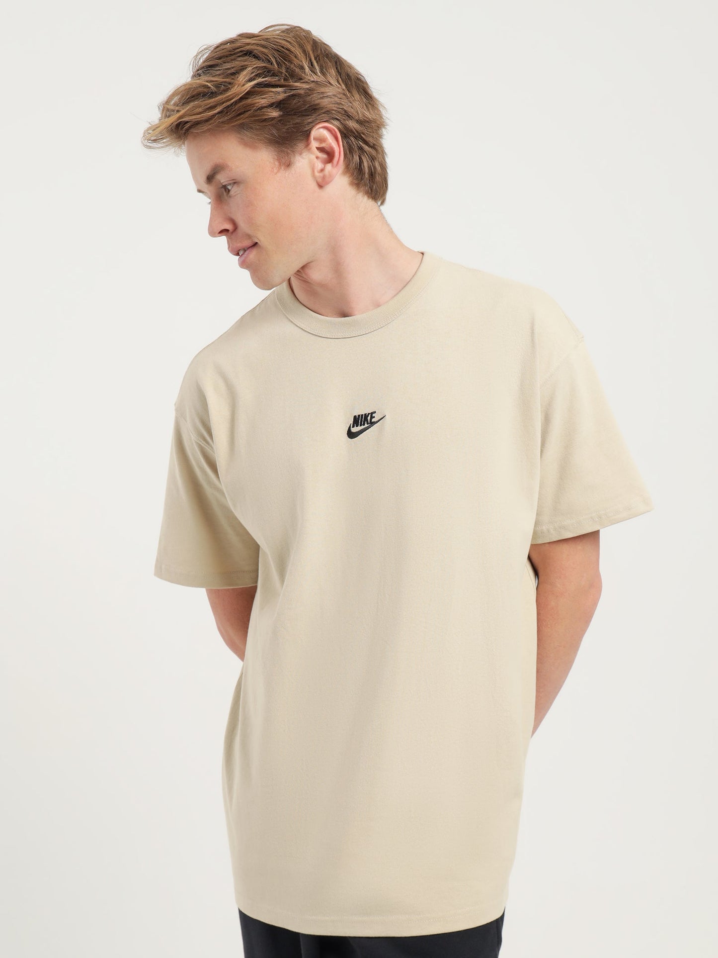 Sportswear Premium Essentials Sustainable T-Shirt