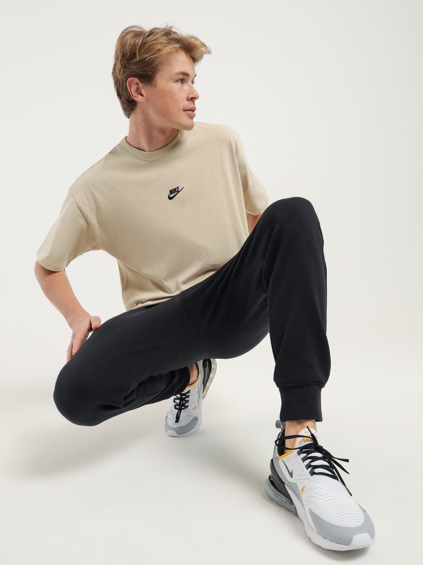 Sportswear Premium Essentials Sustainable T-Shirt
