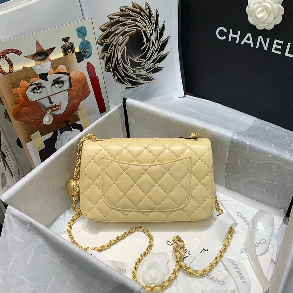 Classic Flap Shoulder Bag