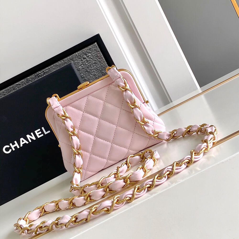 Clutch With Chain
