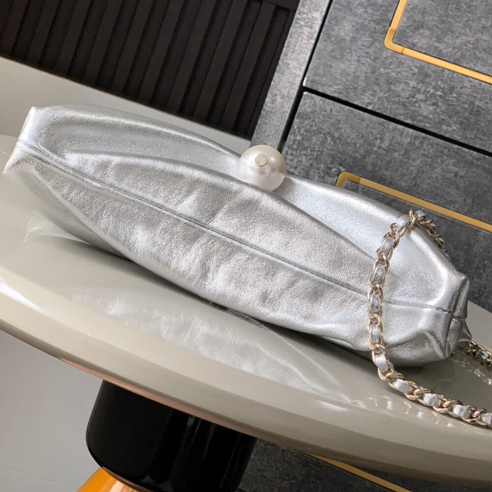 Clutch With Chain