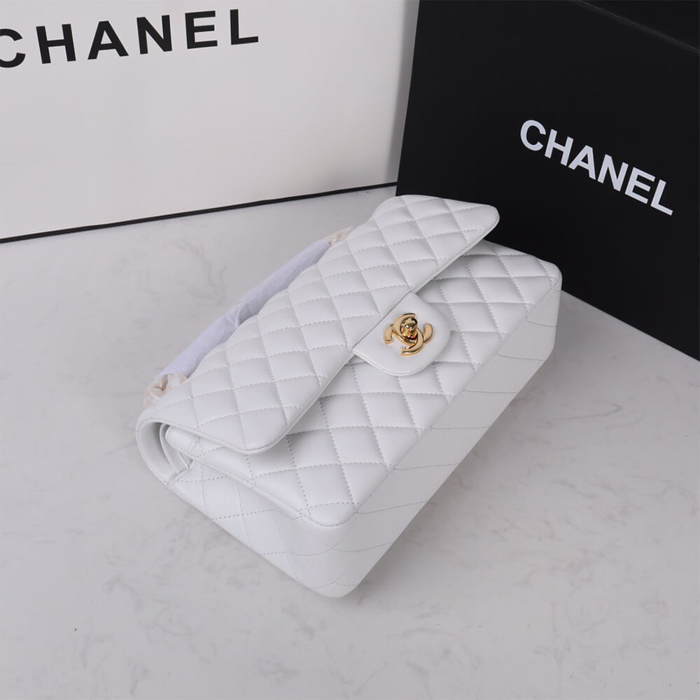 Classic Flap Medium