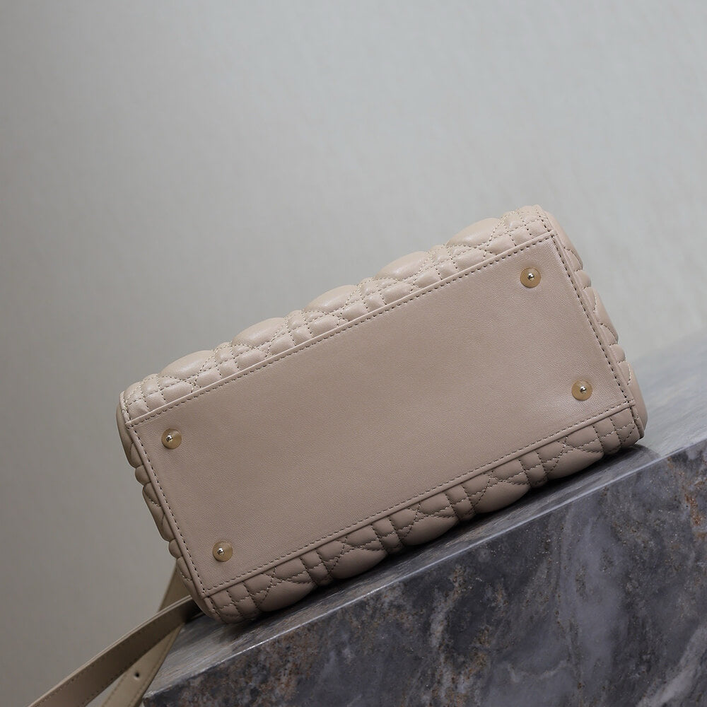 Medium Lady Bag