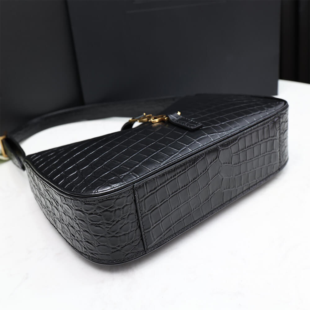 LE 5 A 7 HOBO BAG