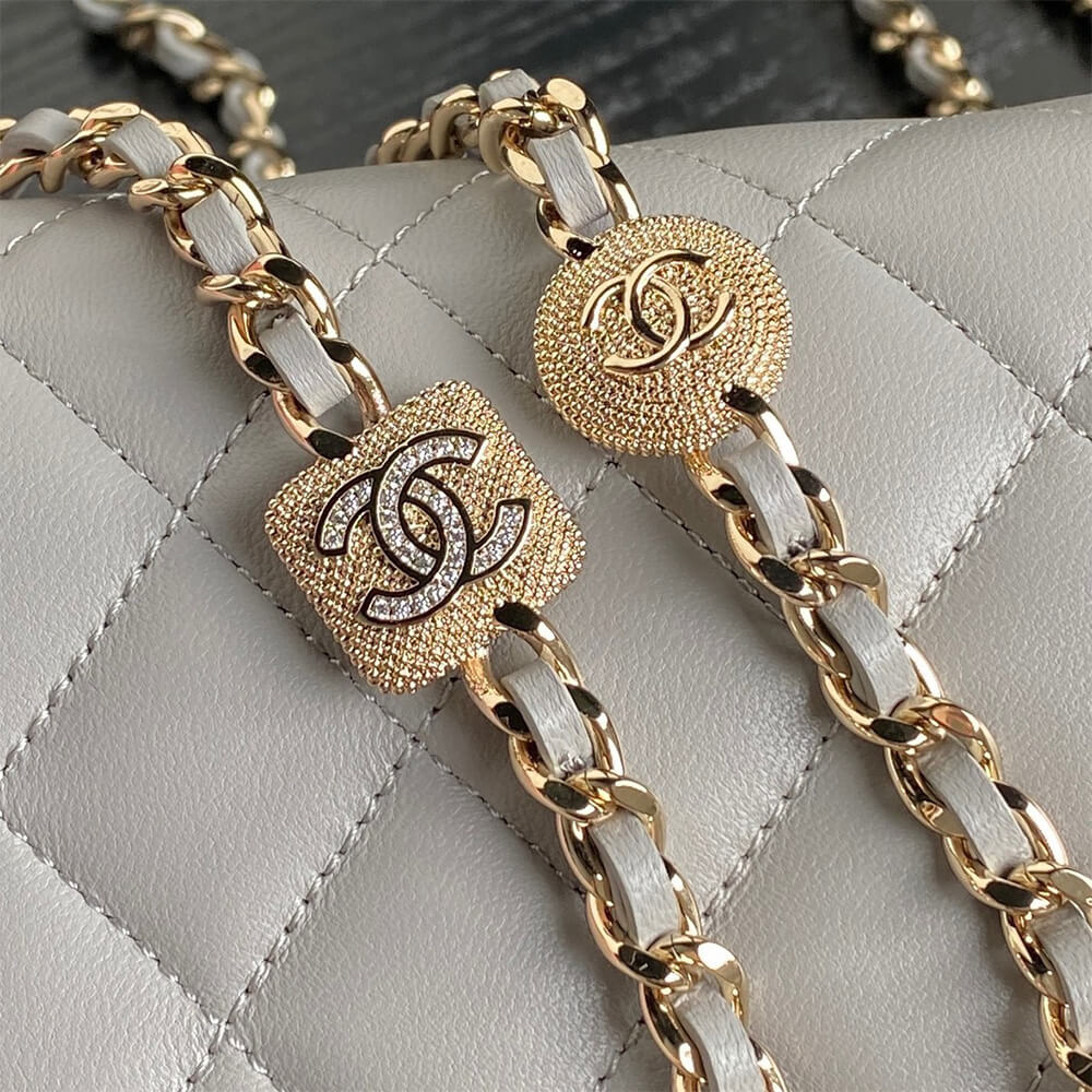 Clutch With Chain