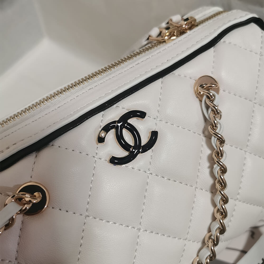 Clutch with Chain