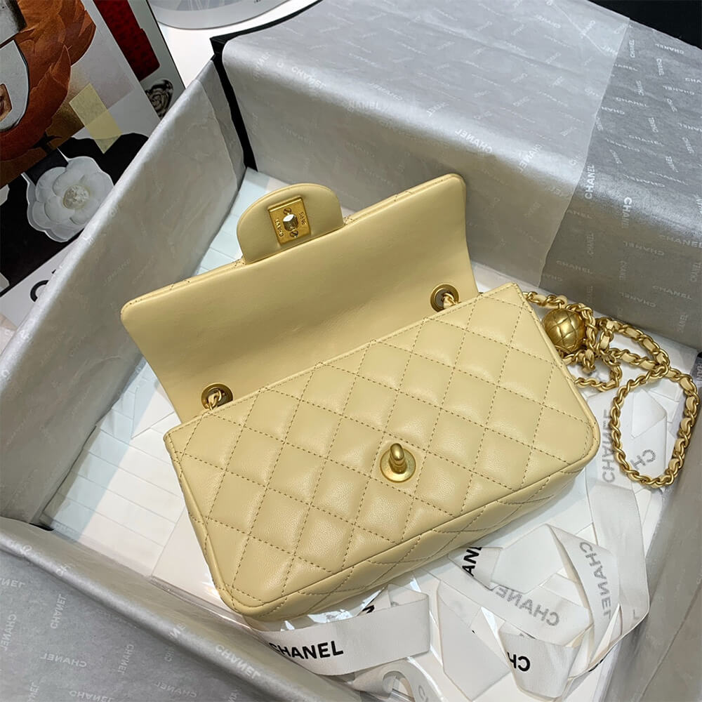 Classic Flap Shoulder Bag