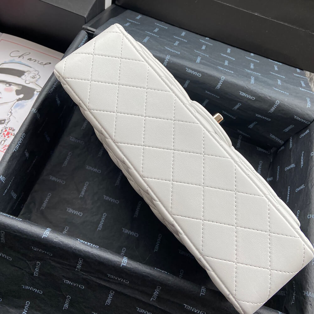 Classic Flap Medium