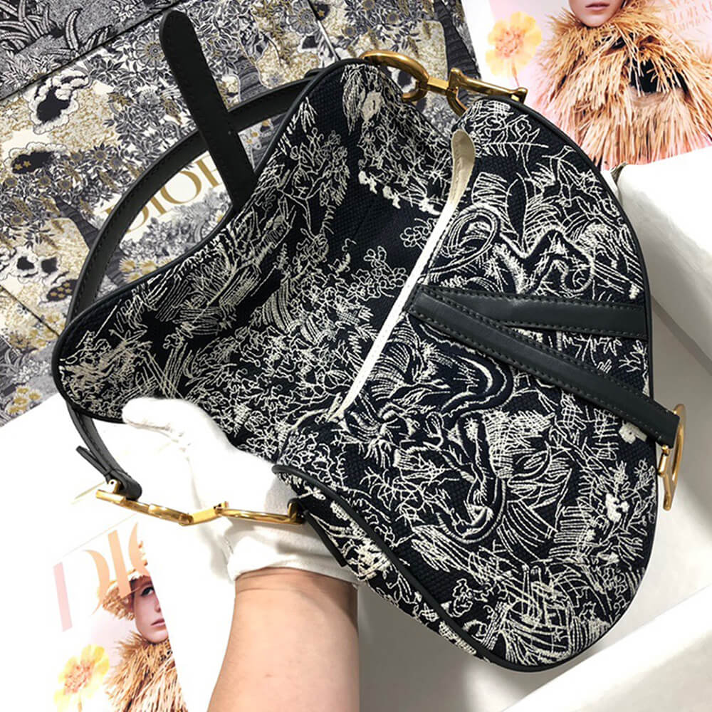 SADDLE BAG