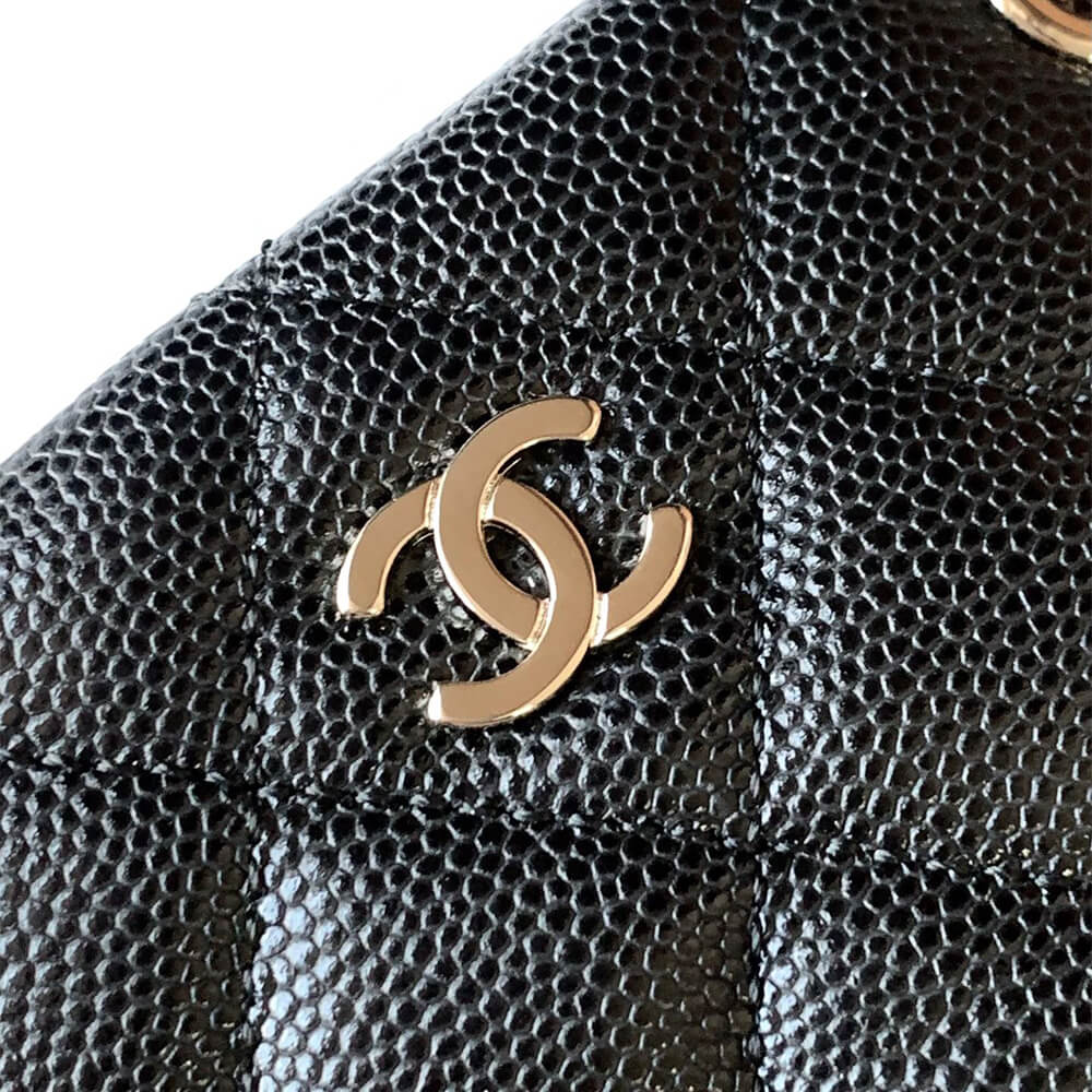 Classic Clutch with Chain
