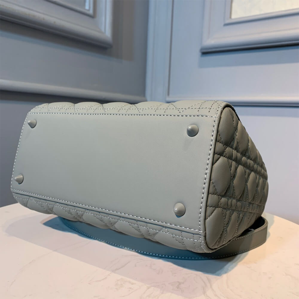 MEDIUM LADY BAG