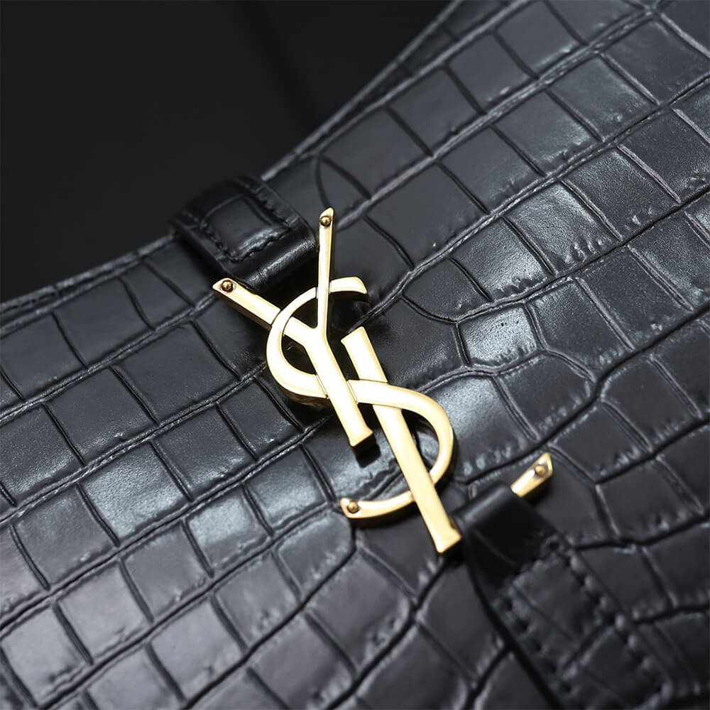 LE 5 A 7 HOBO BAG