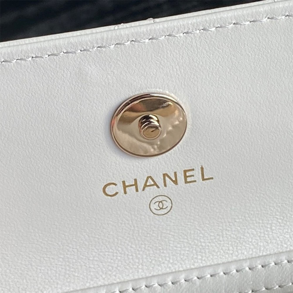 Clutch With Chain