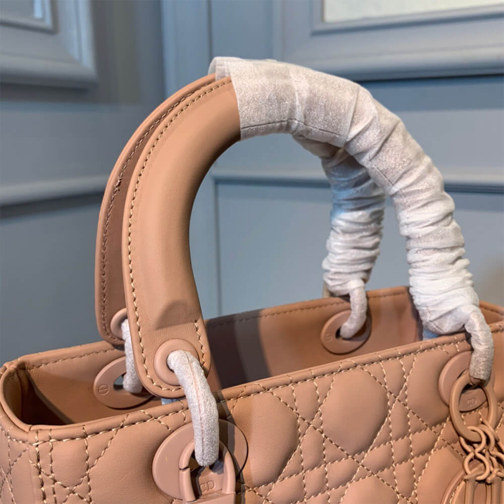 MEDIUM LADY BAG