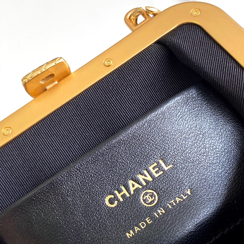 Clutch With Chain