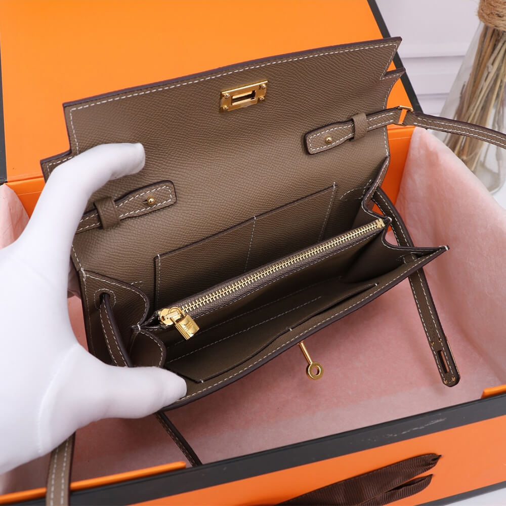 Kelly Classique To Go wallet