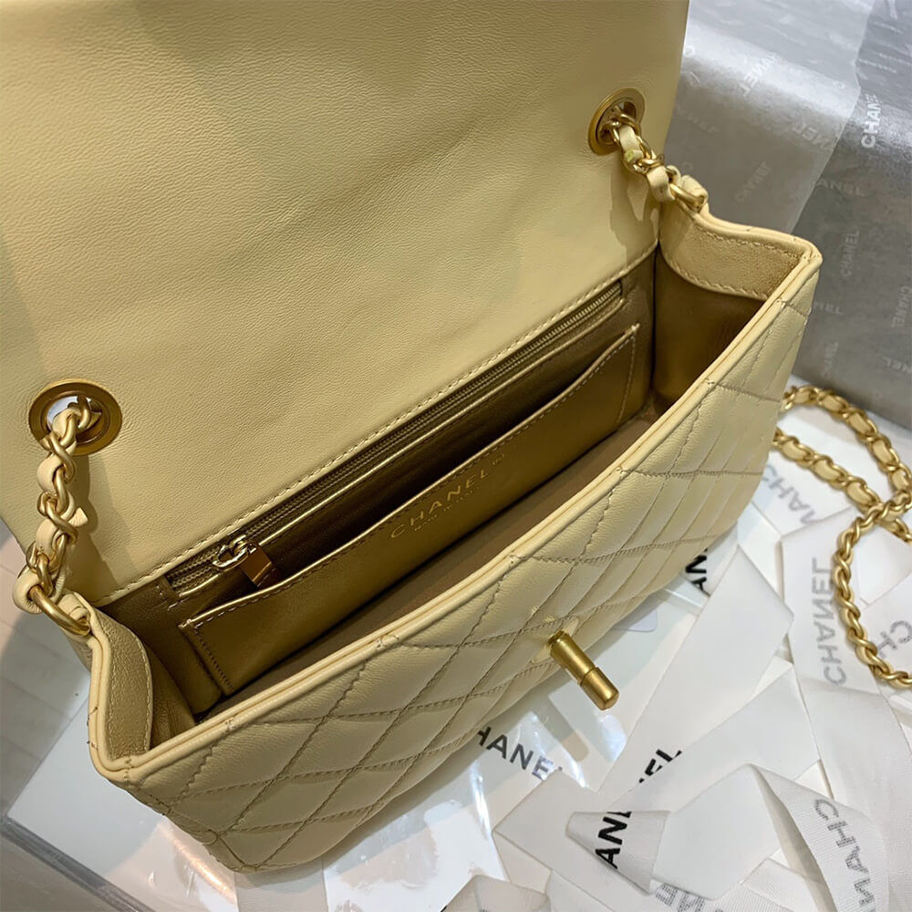 Classic Flap Shoulder Bag