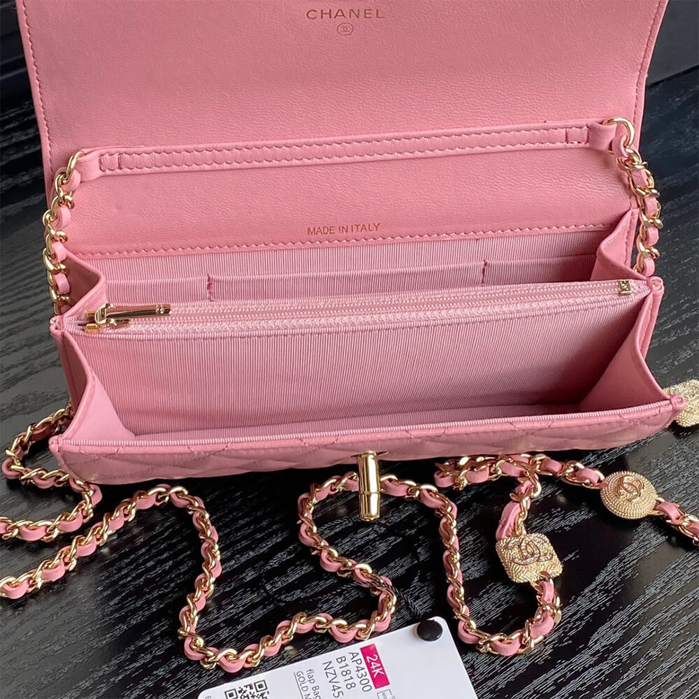 Clutch With Chain