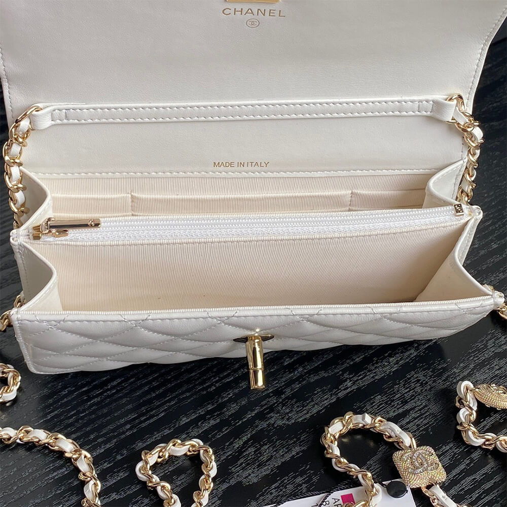 Clutch With Chain