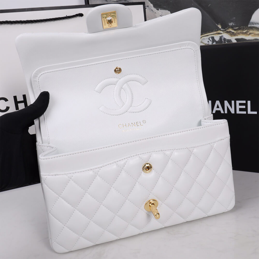 Classic Flap Medium