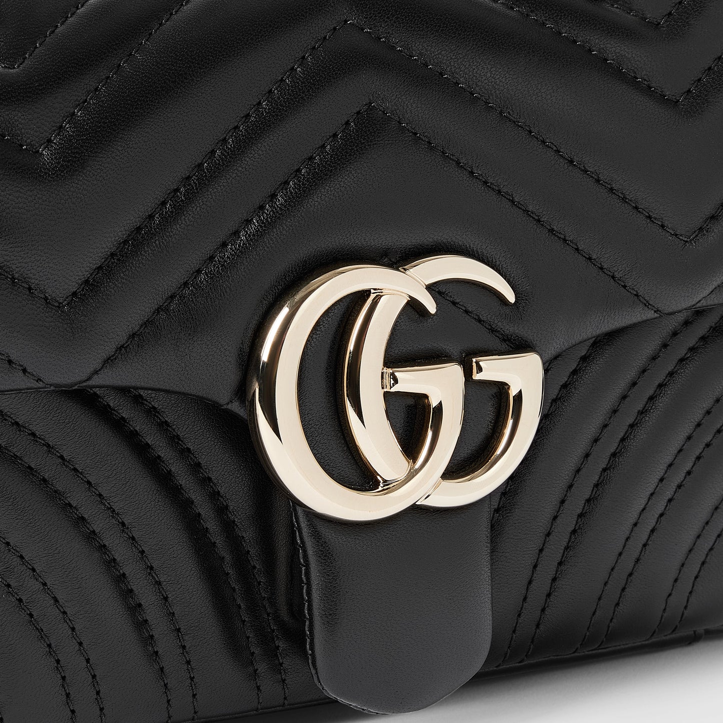 GG Marmont Small Shoulder Bag Black Leather