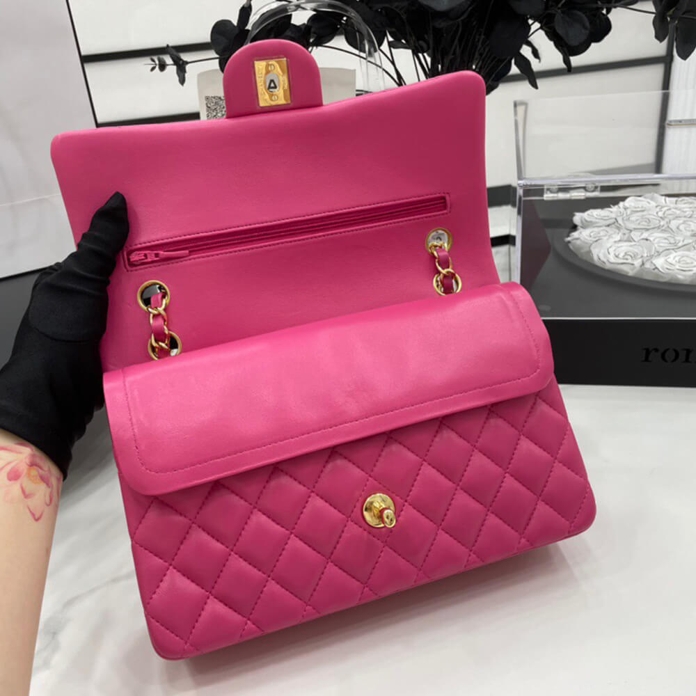 Classic Flap Medium