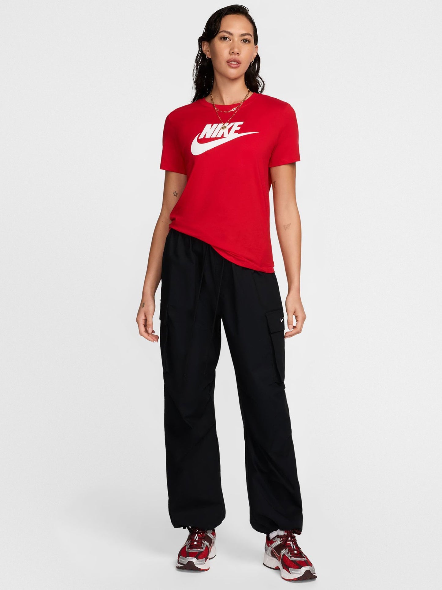 Sportswear Essentials Women's Logo T-Shirt