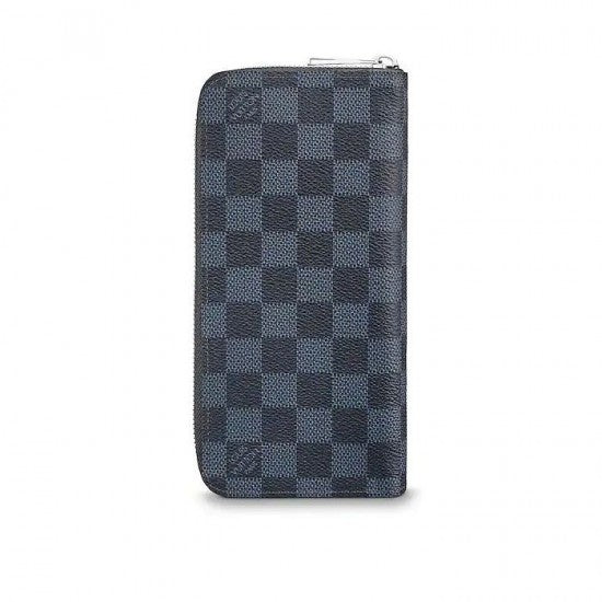 N62240 Zippy Wallet Vertical