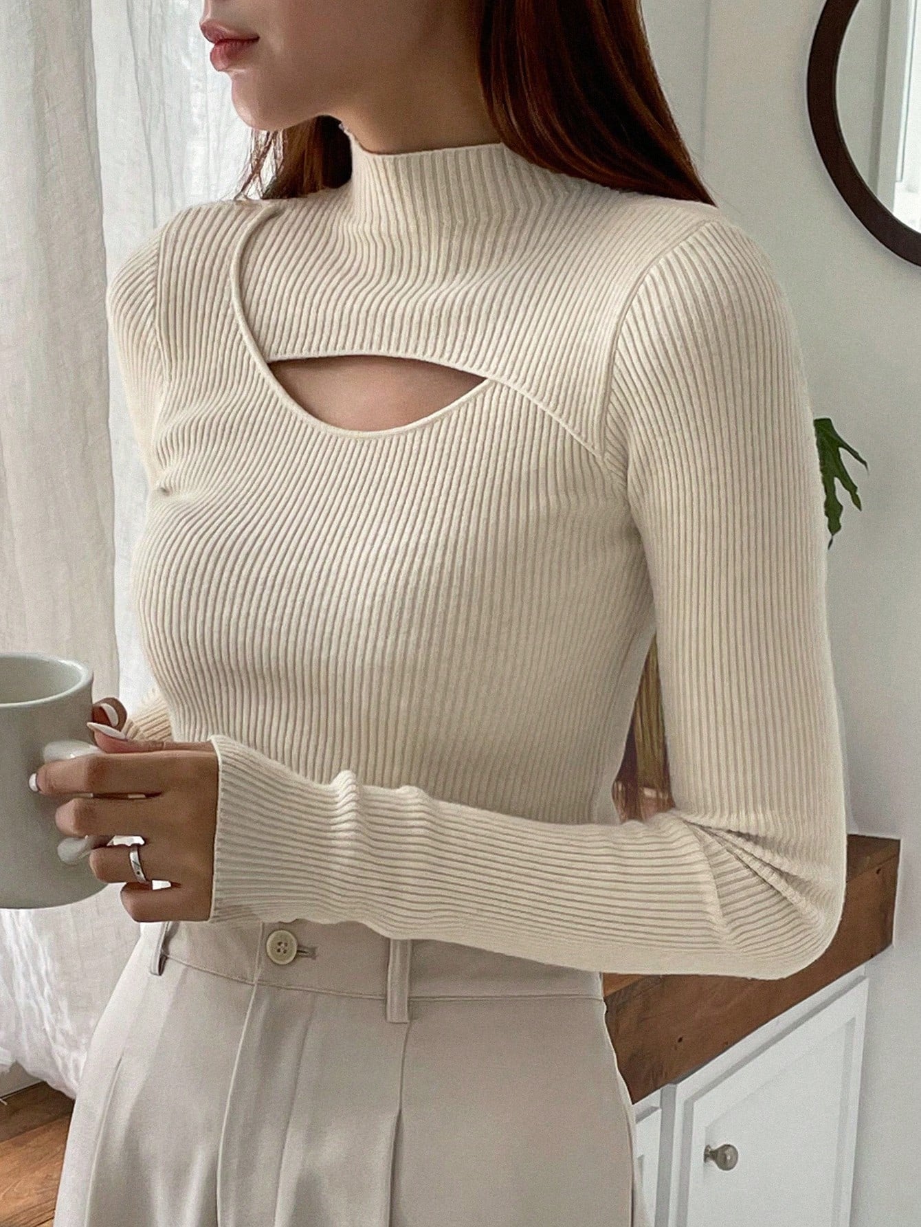 DAZY Hollow Semi-Turtleneck Pullover