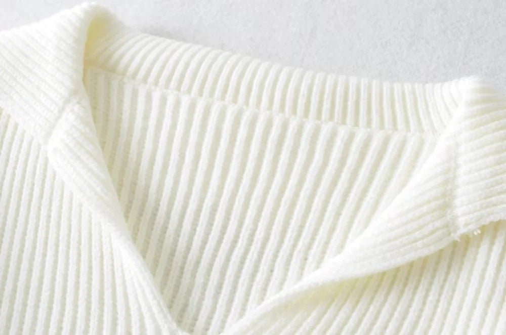 Four-Color Lapel Knit Pullover