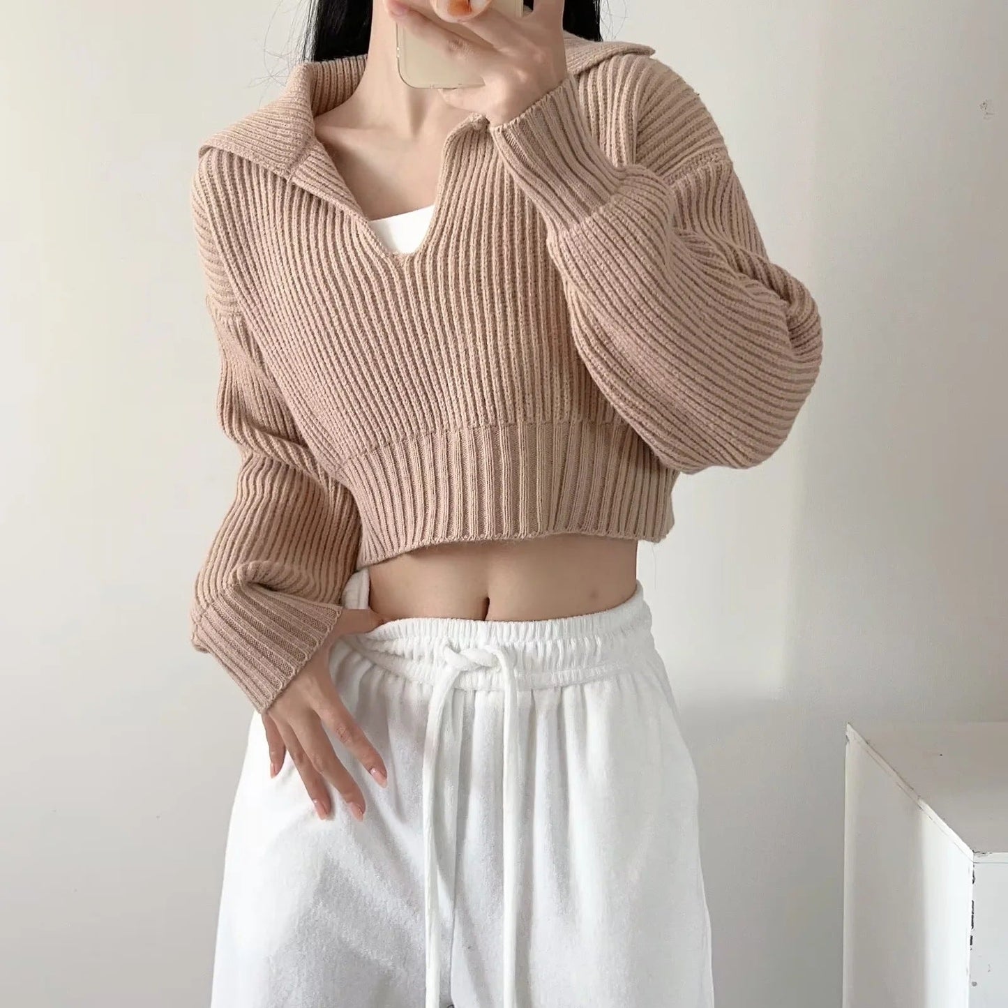Four-Color Lapel Knit Pullover