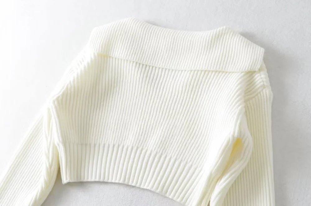 Four-Color Lapel Knit Pullover