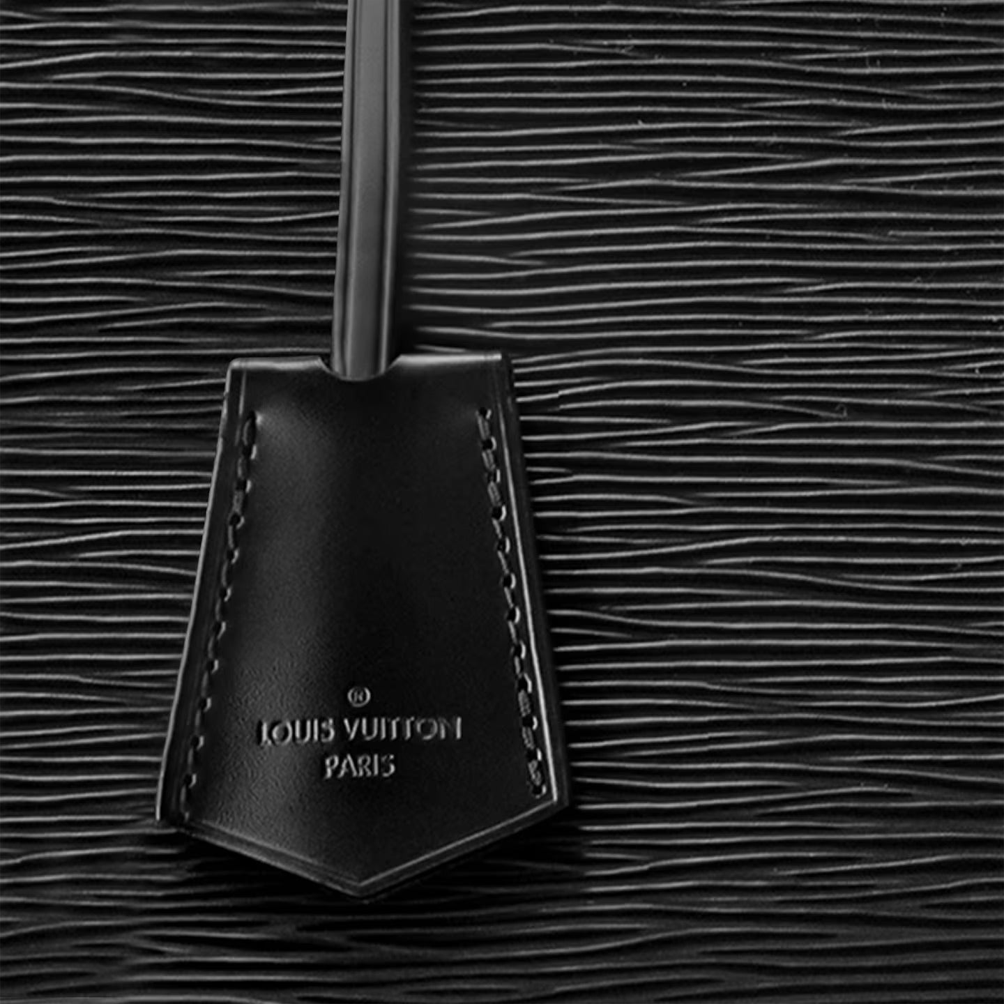 Black M40302 Alma PM