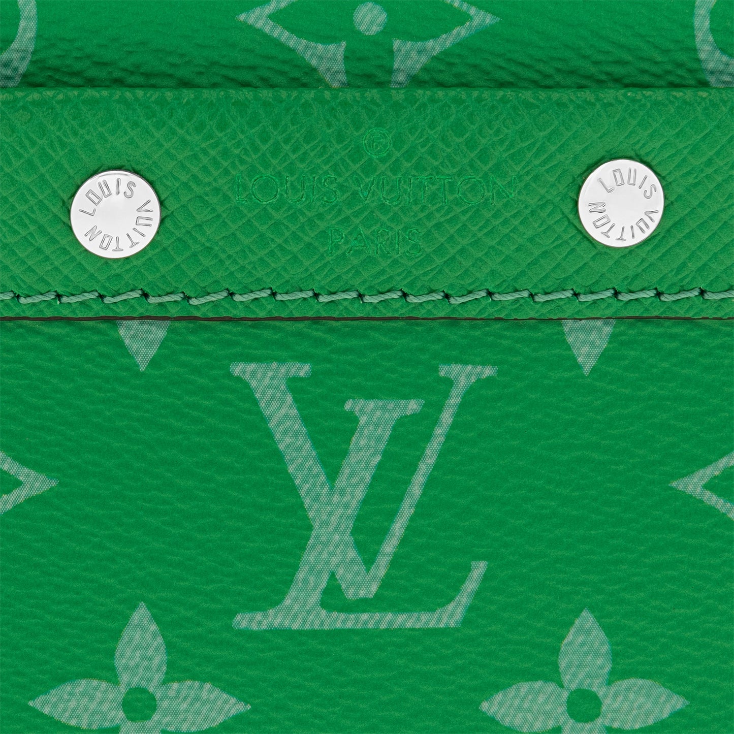 M30997 Alpha Wearable Wallet Cactus Green