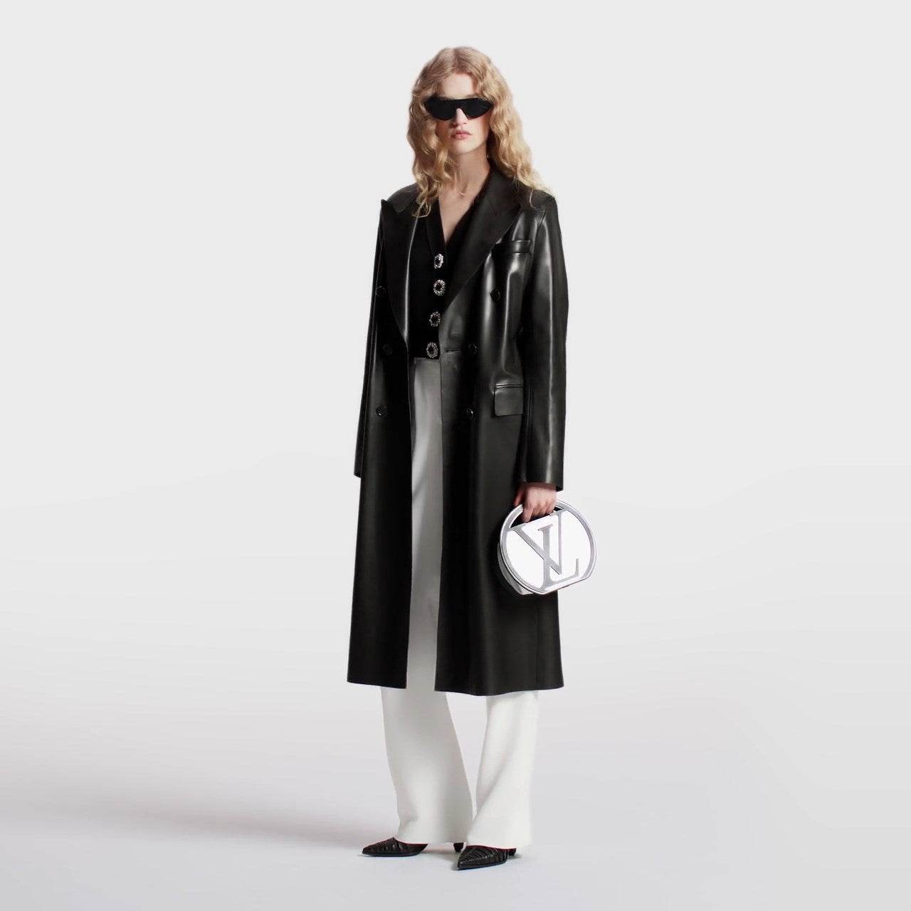 M25109 Around Me PM White/Black