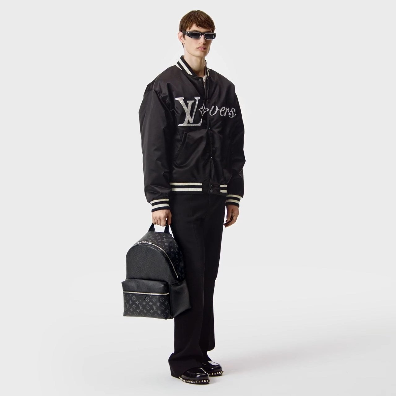 M31033 Discovery Backpack Black