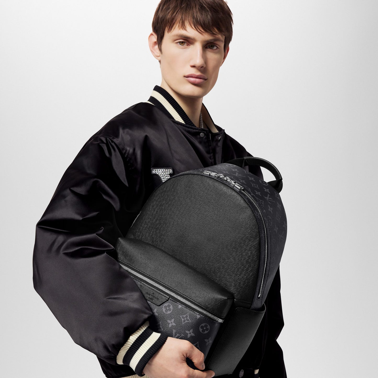 M31033 Discovery Backpack Black