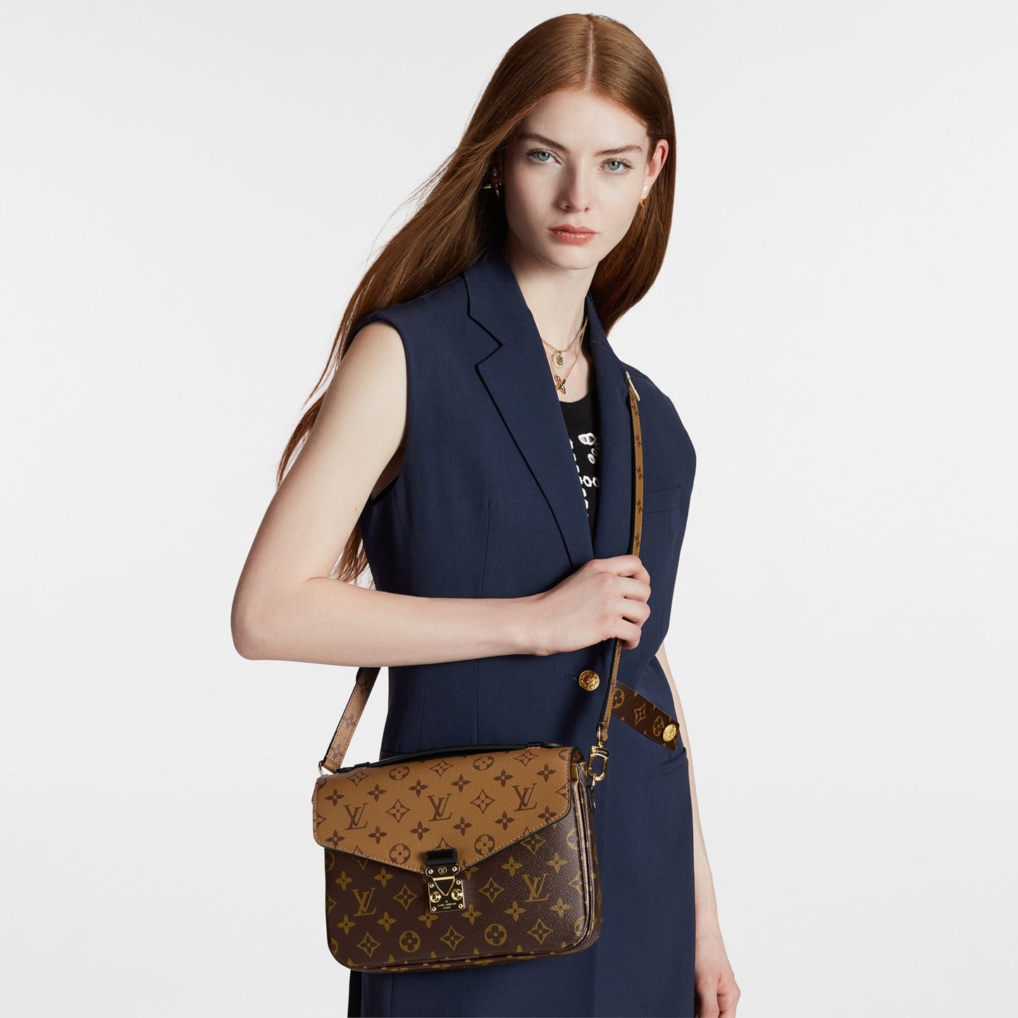 Pochette Metis M44876 Monogram Reverse