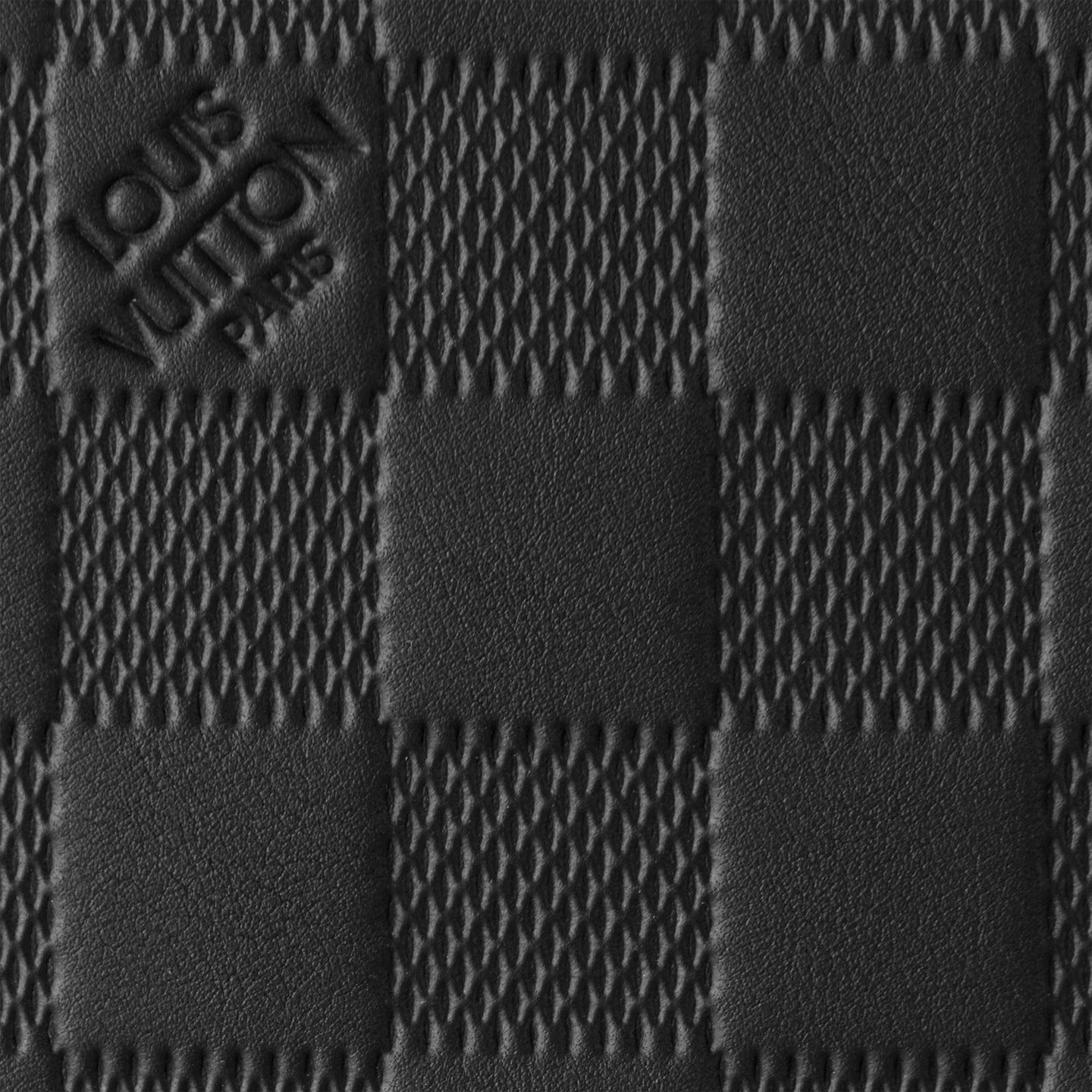 N63548 Zippy Wallet Vertical