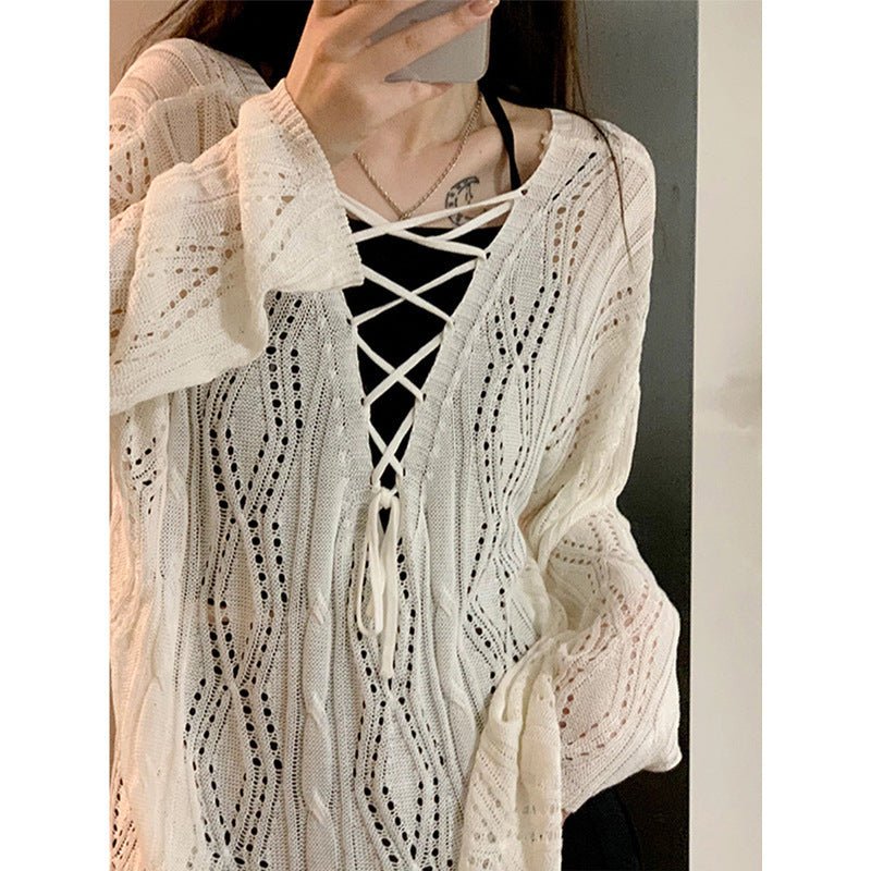 Elegant V-Neck Commuter Pullover