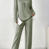 Letter Print Ribbed V-Neck Set