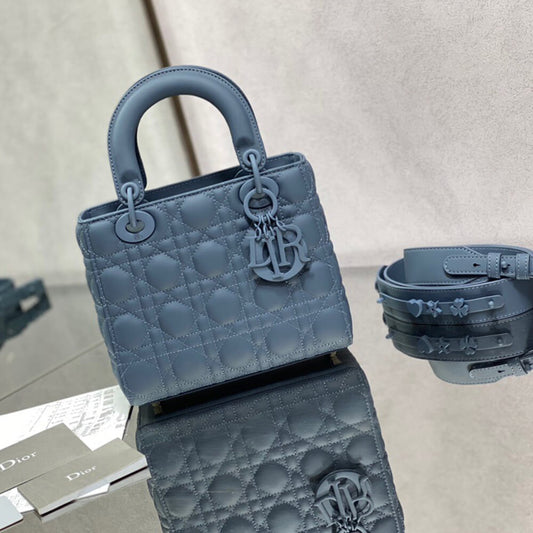 SMALL LADY  MY ABC BAG