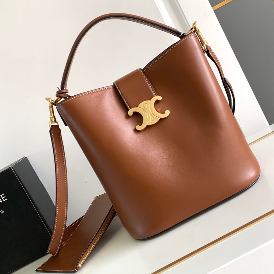 MEDIUM LOUISE BAG in SMOOTH CALFSKIN