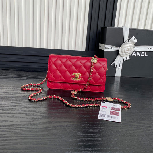 Clutch With Chain