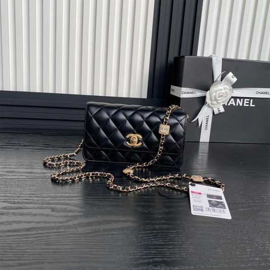 Clutch With Chain