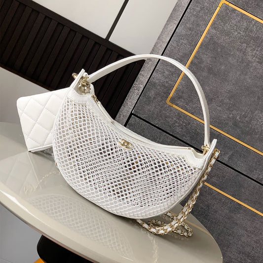 Clutch with Chain