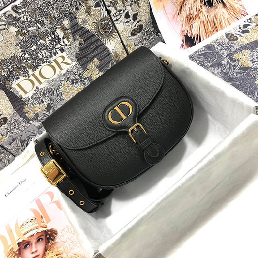 MEDIUM  BOBBY BAG