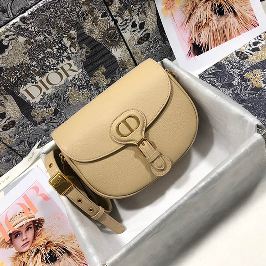 MEDIUM  BOBBY BAG